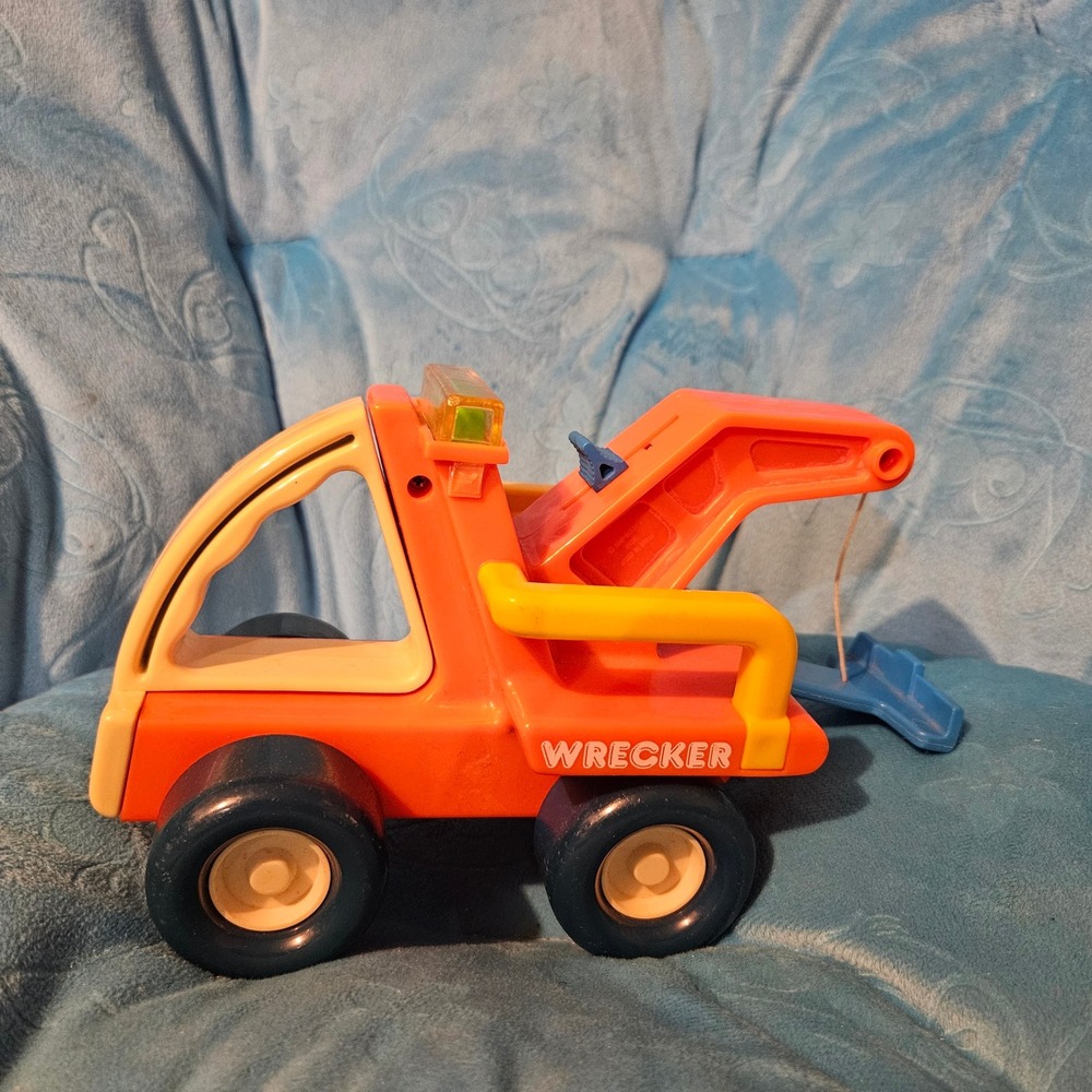Vintage Buddy L Mack WRECKER Tow Truck Toy Car Orange Plastic Toy for Kids